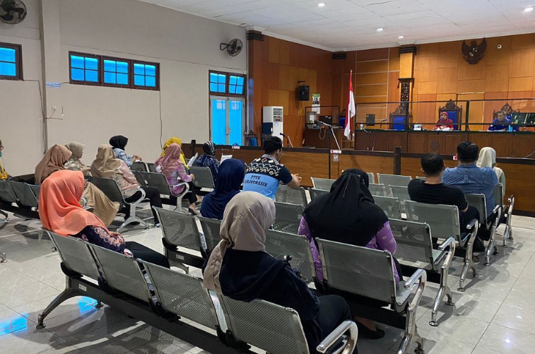 rapat mei 3